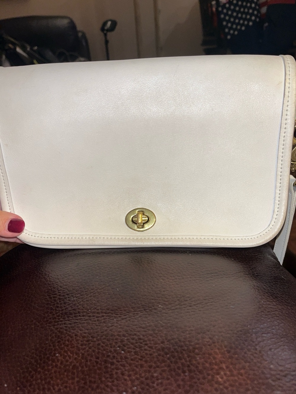 EUC Authentic Vintage Coach pocket purse no 9755 made in 1996 . Made in USA